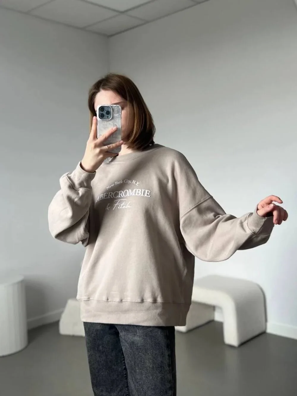 ABERCROMBIE & FITCH Taupe Cotton Fleece Embroidered Crew Sweatshirt, Size XS - Picture 2 of 14
